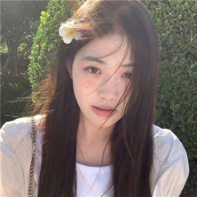 飘动的红丝带